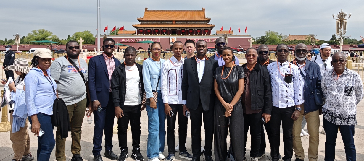 Photo de la délégation multisectorielle ivoirienne en Chine