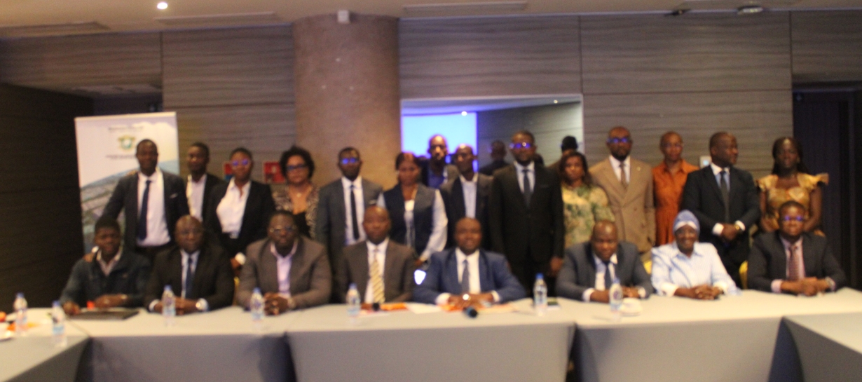 Photo de famille seminaire bilan 1er semestre 2026